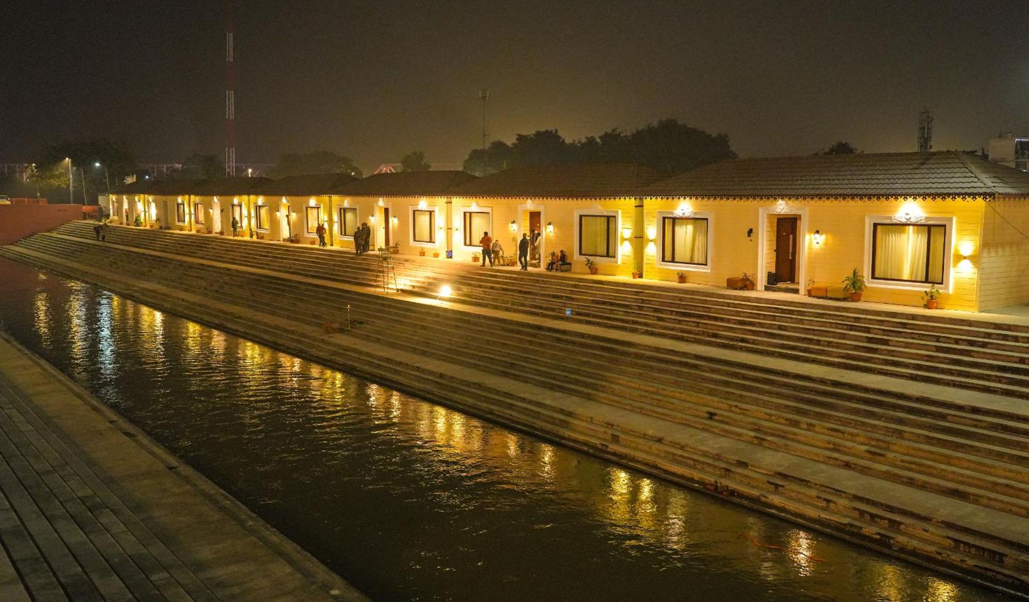Ayodhya Haat Luxury Cottages ภายนอก รูปภาพ