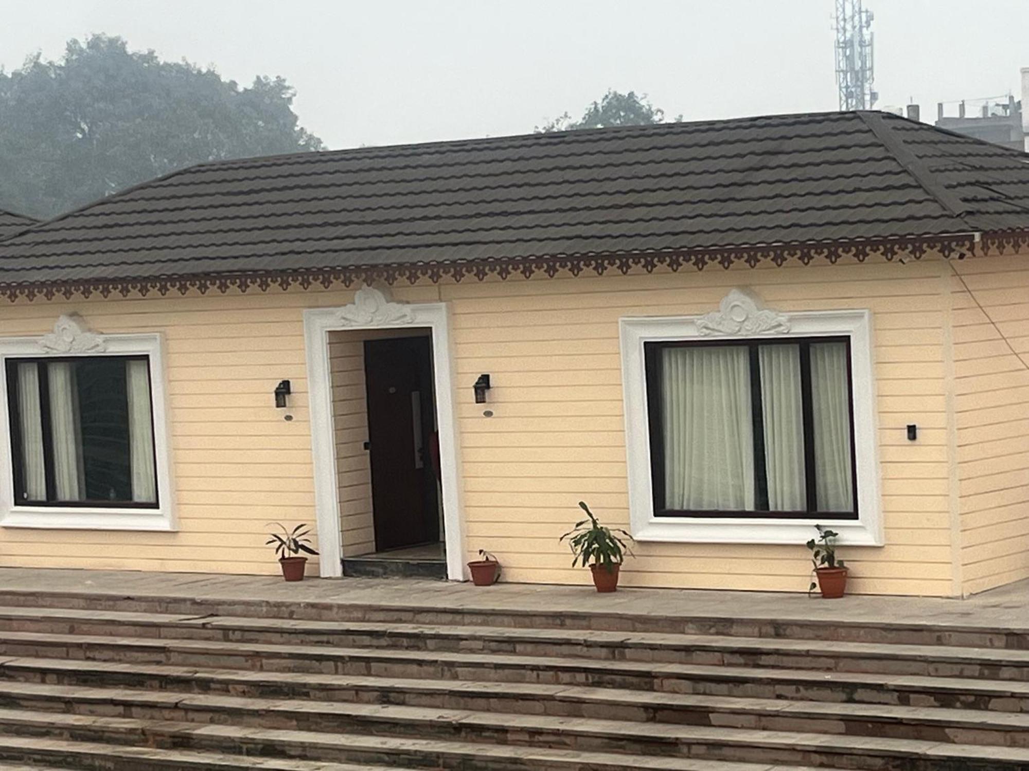 Ayodhya Haat Luxury Cottages ภายนอก รูปภาพ